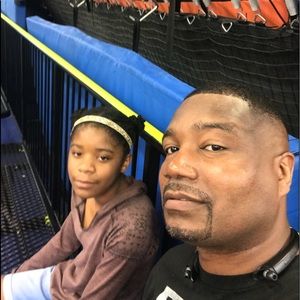 Meet your Posher, Devin